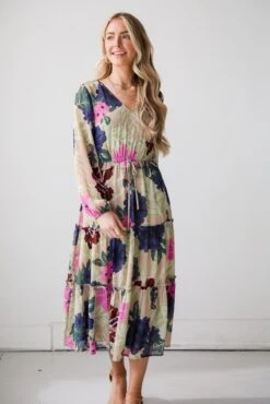 FINAL SALE - Blossoming Attitude Midi Dress -Trendy Clothing Store 2P4A2184