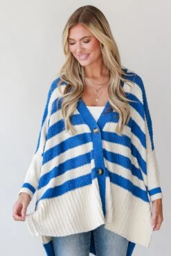 Seasonal Aesthetic Blue Oversized Striped Cardigan -Trendy Clothing Store shopdressup blue striped sweater 3