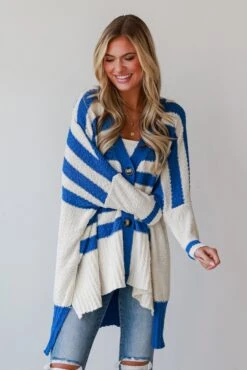 Seasonal Aesthetic Blue Oversized Striped Cardigan -Trendy Clothing Store shopdressup blue striped sweater 5