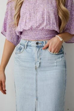 FINAL SALE - Darling Trend Light Wash Denim Midi Skirt -Trendy Clothing Store shopdressup denim mini skirt 5