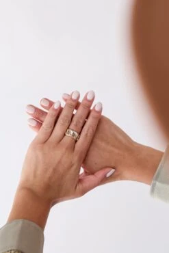 Ali Gold Rhinestone Chain Ring -Trendy Clothing Store shopdressup gold chain ring