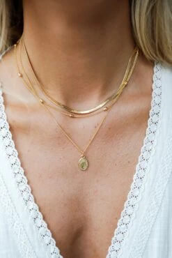 Alison Gold Layered Chain Necklace -Trendy Clothing Store shopdressup gold layered necklace 3