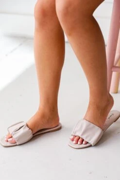 Live Your Best Life Grey Slide Sandals - DU DEAL -Trendy Clothing Store shopdressup grey sandals 7