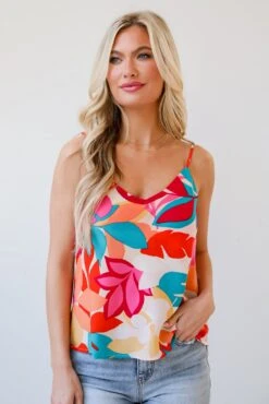 In Paradise Fuchsia Floral Tank - DU DEAL -Trendy Clothing Store shopdressup magenta floral tank 4