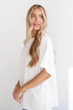 London Oversized Boyfriend Tee - DU DEAL -Trendy Clothing Store shopdressup oversized tee 23 f5553ac9 a002 466c 80ea e5af4bb83d33