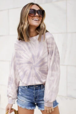 Taylor Oversized Tie-Dye Pullover -Trendy Clothing Store shopdressup tie dye pullover 12 72090.1624139955.1280.1280