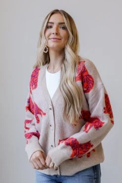 Wildly Styled Oatmeal Tiger Oversized Sweater Cardigan -Trendy Clothing Store shopdressup tiger sweater cardigan 4 dad64c0a 757a 4957 a67c 87c1e1255baa