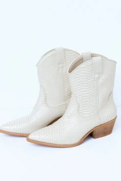 Karlie FINAL SALE - Out In The Country Western Booties -Trendy Clothing Store shopdressup white ankle booties 12