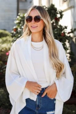 Incomparable Charm White Kimono