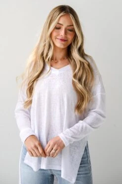 FINAL SALE - Haley White Long Sleeve Knit Top - DU DEAL -Trendy Clothing Store shopdressup white longsleeve top 3